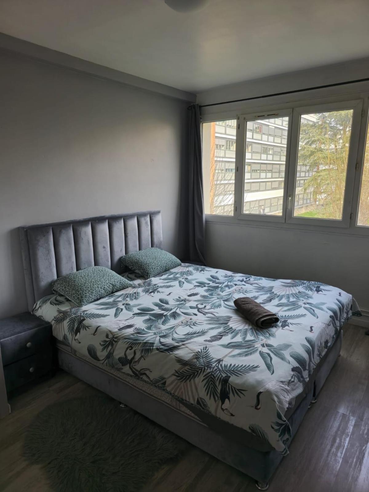 Appartement Charming Comfy In *